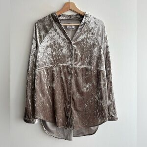 Cupio Silver Crushed Velvet Button-Down Shirt Y2K Party Size M